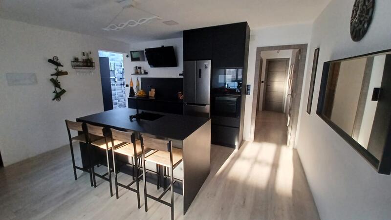 3 спальная комната квартира продается в Torre de la Horadada, Alicante