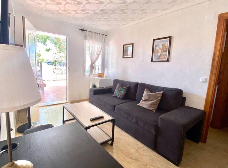 2 Schlafzimmer Stadthaus zu verkaufen in Torrevieja, Alicante
