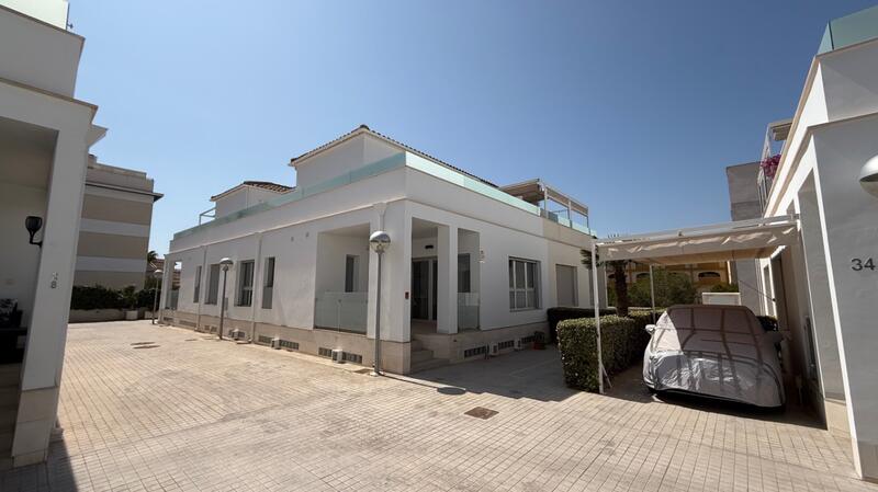 5 sovrum Radhus till salu i Orihuela, Alicante