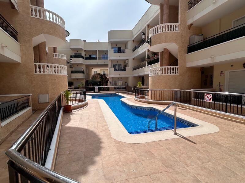 Appartement zu verkaufen in Jacarilla, Alicante