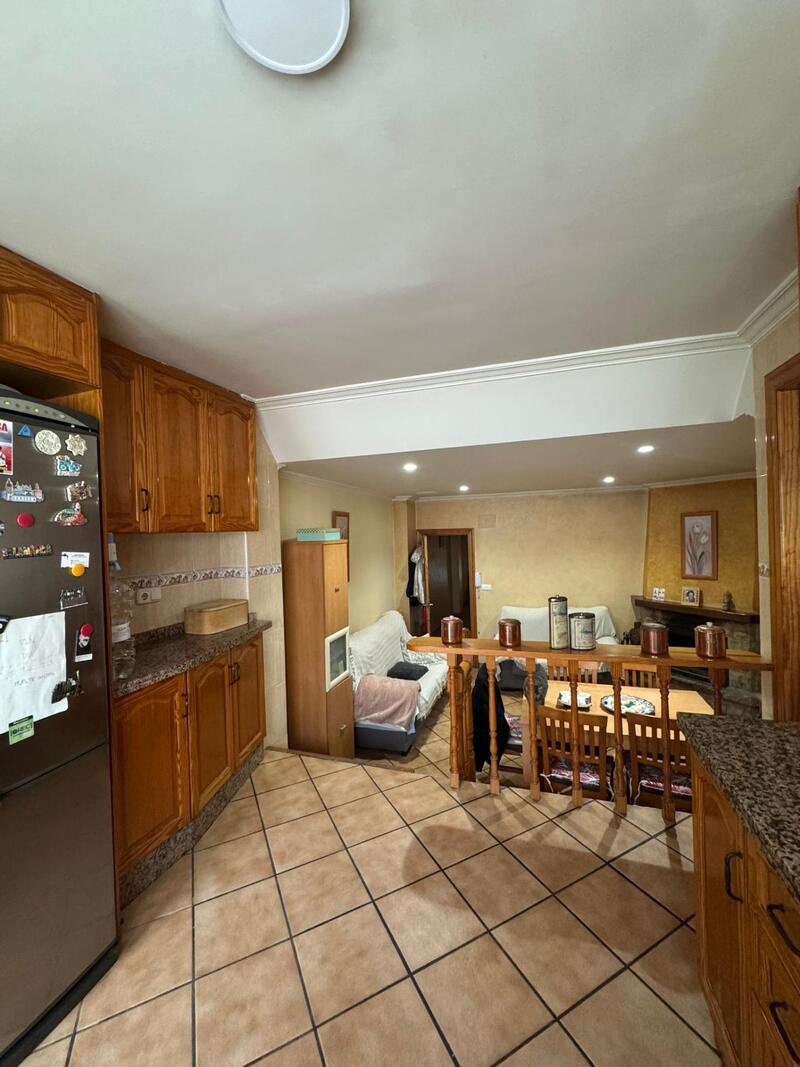 4 slaapkamer Gezinswoning Te koop in Hondon de los Frailes, Alicante