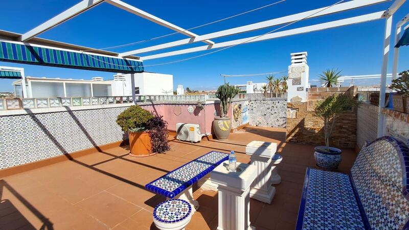 2 slaapkamer Appartement Te koop 2 slaapkamer Appartement Te koop