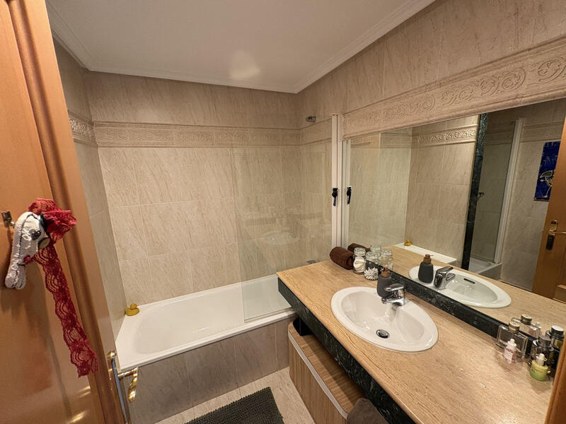 2 Schlafzimmer Appartement zu verkaufen