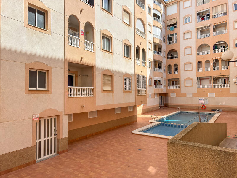 2 bedroom Apartment for sale 2 bedroom Apartment for sale