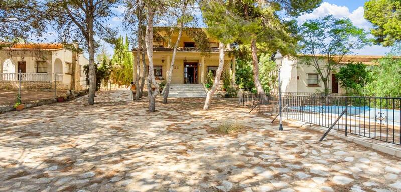 8 soveværelse Villa til salg 8 soveværelse Villa til salg