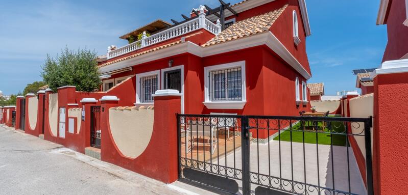 3 спальная комната вилла продается 3 спальная комната вилла продается