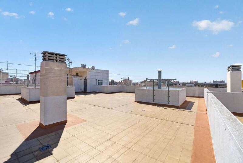 3 bedroom Apartment for sale