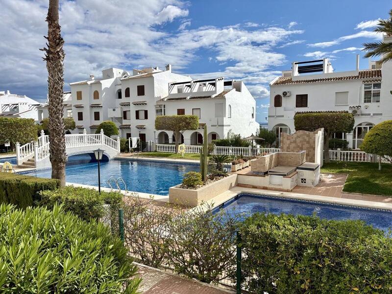 Rekkehus til salgs i Ciudad Quesada, Alicante