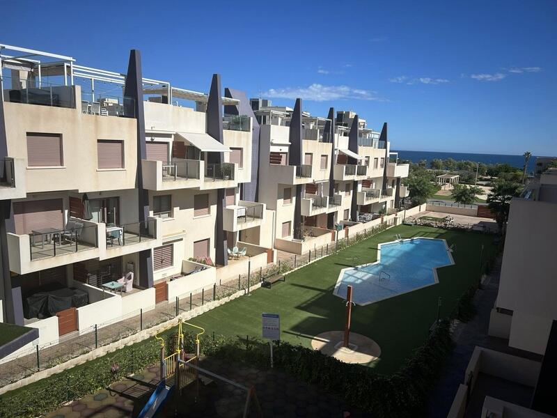 квартира продается в Torre de la Horadada, Alicante