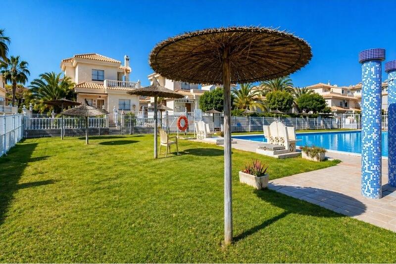 Lejlighed til salg i Orihuela Costa, Alicante
