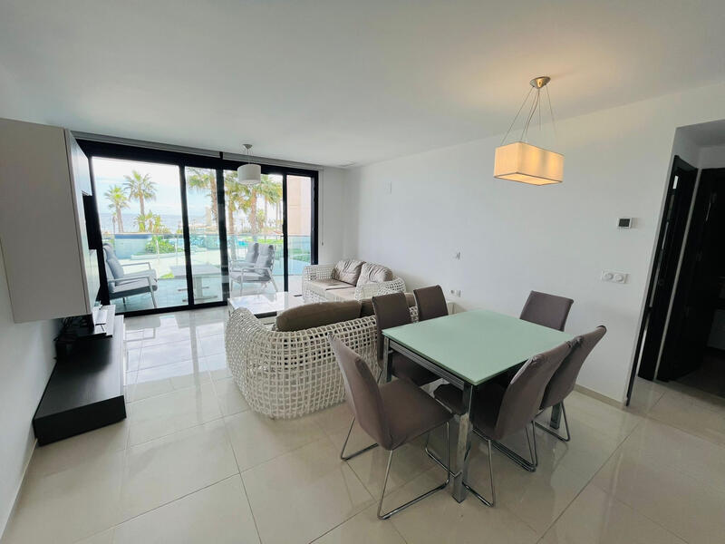 3 bedroom Apartment for sale