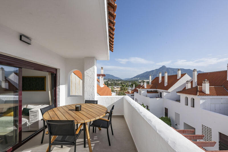 Lejlighed til salg i Nueva Andalucia, Málaga Lejlighed til salg i Nueva Andalucia, Málaga