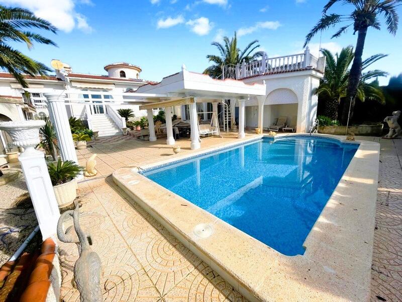 Villa for sale in Ciudad Quesada, Alicante