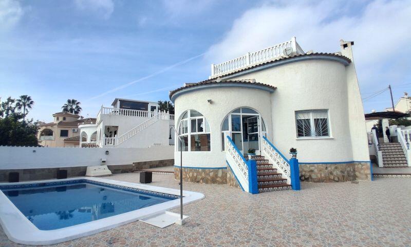 5 soverom Villa til salgs 5 soverom Villa til salgs