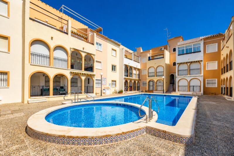 Villa for sale in Torrevieja, Alicante Villa for sale in Torrevieja, Alicante