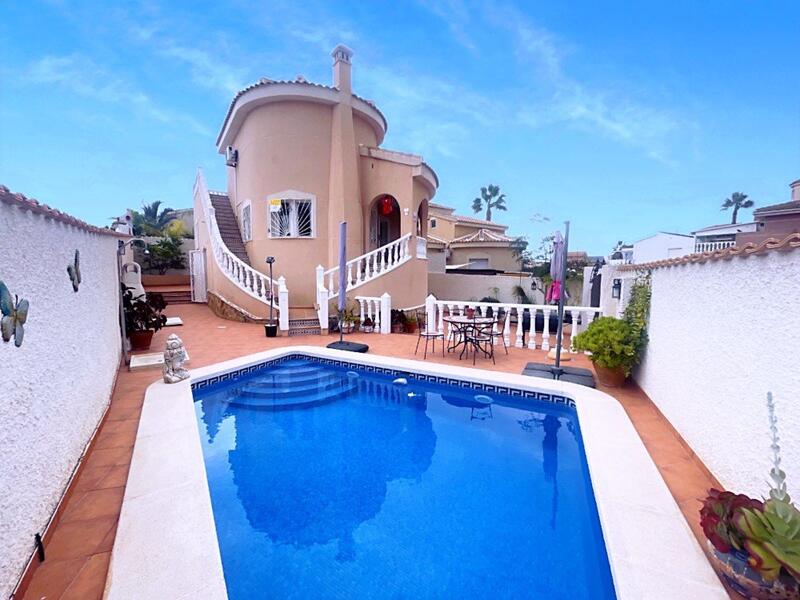 Villa en venta en Ciudad Quesada, Alicante