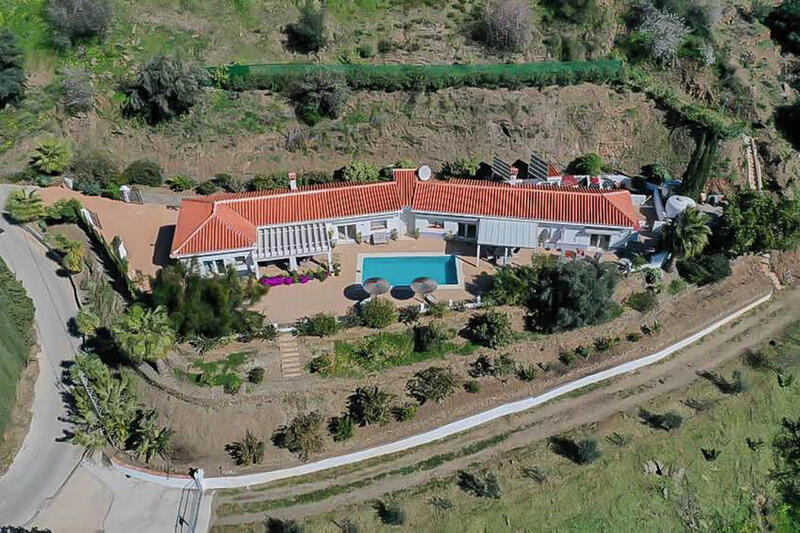 Villa à vendre dans Las Casillas (Arenas), Málaga Villa à vendre dans Las Casillas (Arenas), Málaga