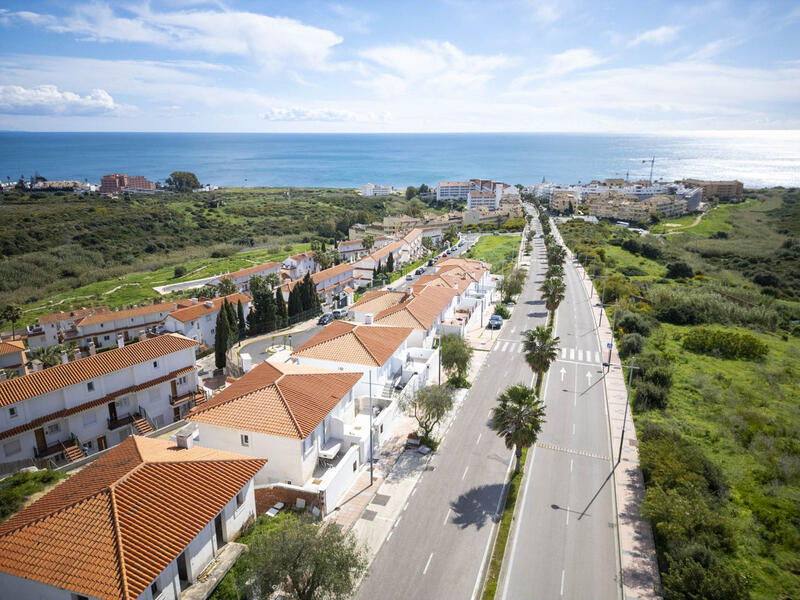 Byhus til salg i La Duquesa, Málaga Byhus til salg i La Duquesa, Málaga