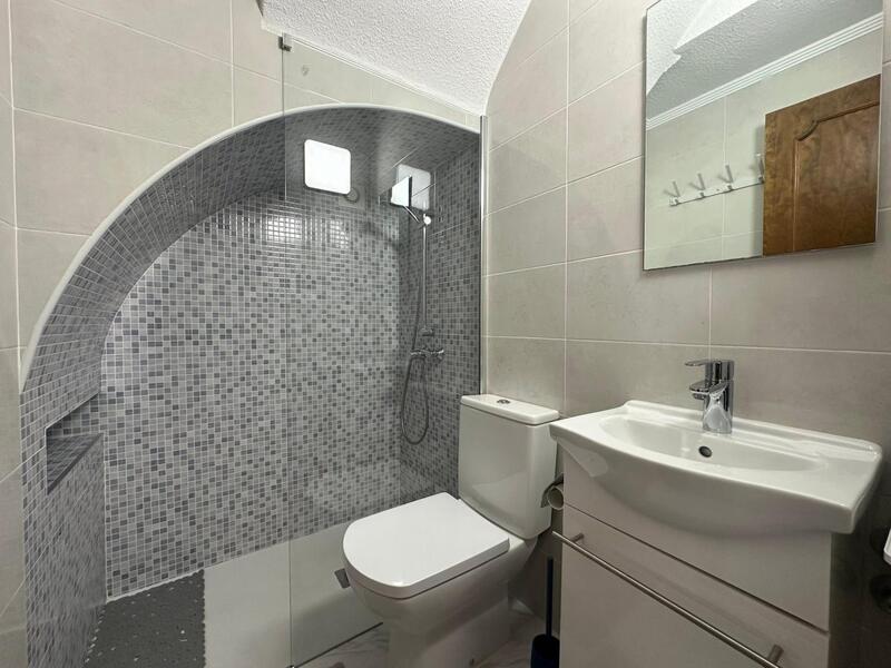 2 bedroom Townhouse for sale 2 bedroom Townhouse for sale