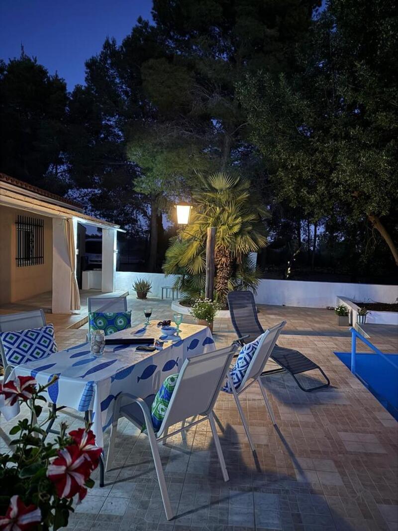 2 bedroom Country House for sale 2 bedroom Country House for sale