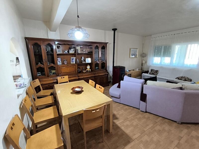 4 bedroom Country House for sale 4 bedroom Country House for sale