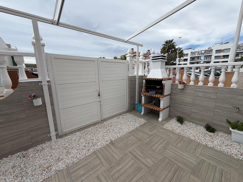 4 bedroom Townhouse for sale 4 bedroom Townhouse for sale