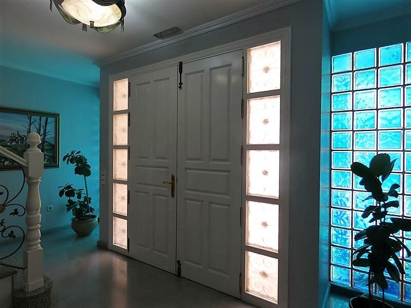 4 slaapkamer Villa Te koop 4 slaapkamer Villa Te koop