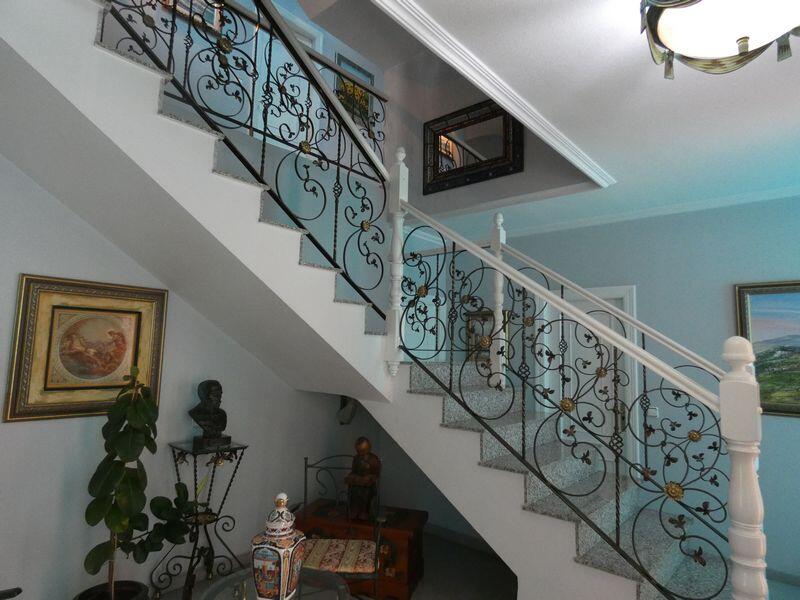 4 slaapkamer Villa Te koop 4 slaapkamer Villa Te koop