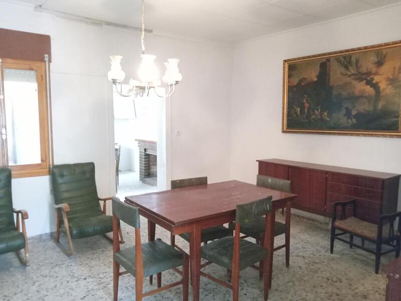 3 bedroom Country House for sale 3 bedroom Country House for sale