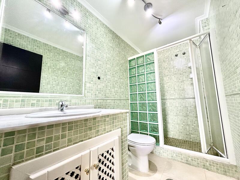 2 slaapkamer Appartement Te koop
