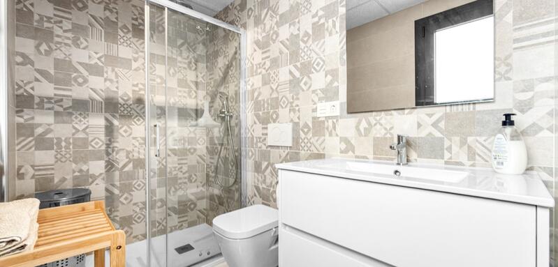 2 bedroom Apartment for sale 2 bedroom Apartment for sale