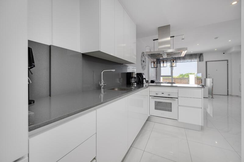 3 bedroom Townhouse for sale