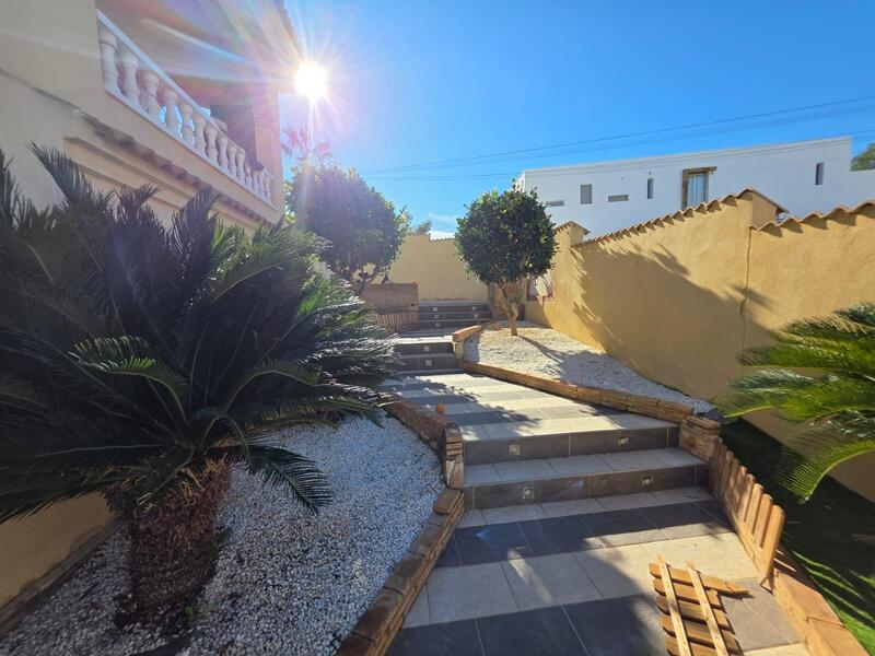 Villa en venta en Orihuela Costa, Alicante