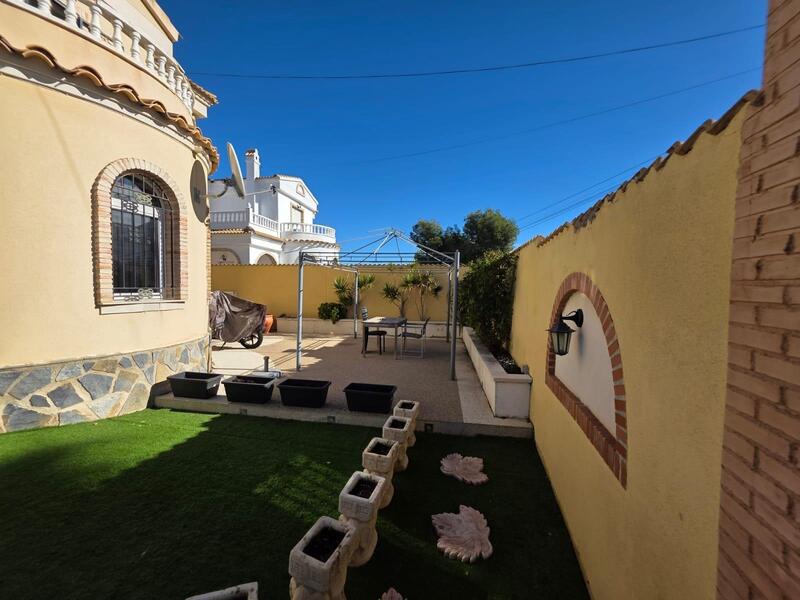 4 slaapkamer Villa Te koop