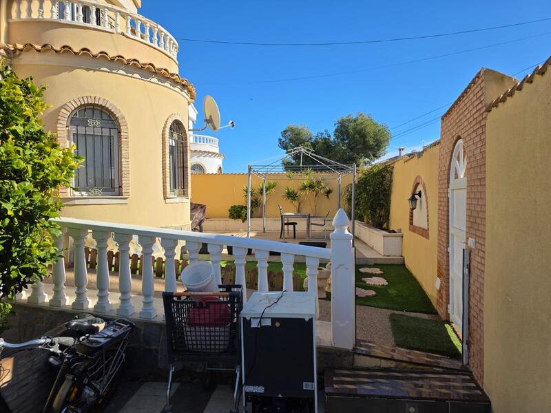 4 slaapkamer Villa Te koop