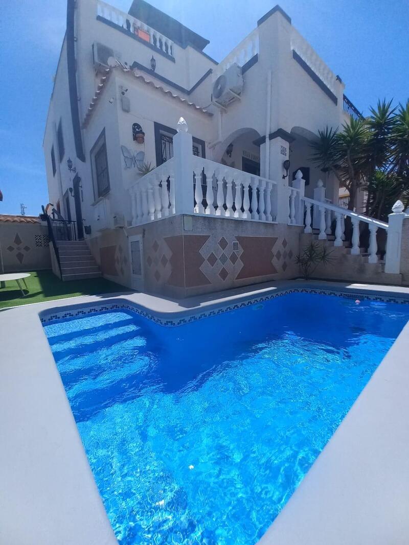Adosado en venta en Orihuela Costa, Alicante
