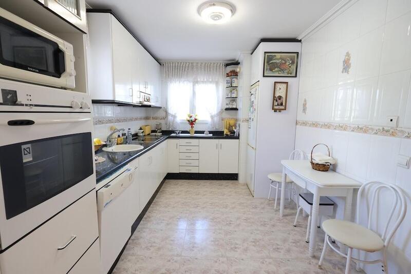 5 bedroom Villa for sale