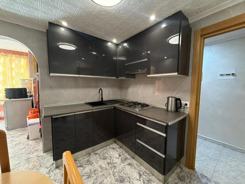 4 bedroom Apartment for sale