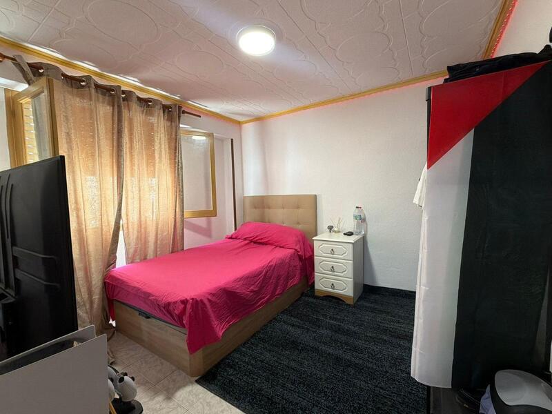 4 bedroom Apartment for sale
