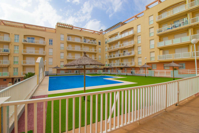 Apartamento en venta en San Luis de Sabinillas, Málaga