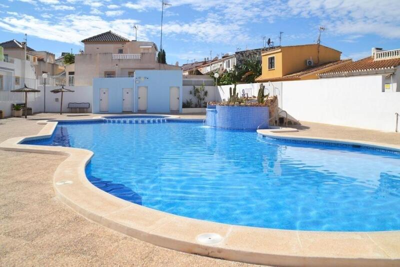 Maison de Ville à vendre dans Torrevieja, Alicante