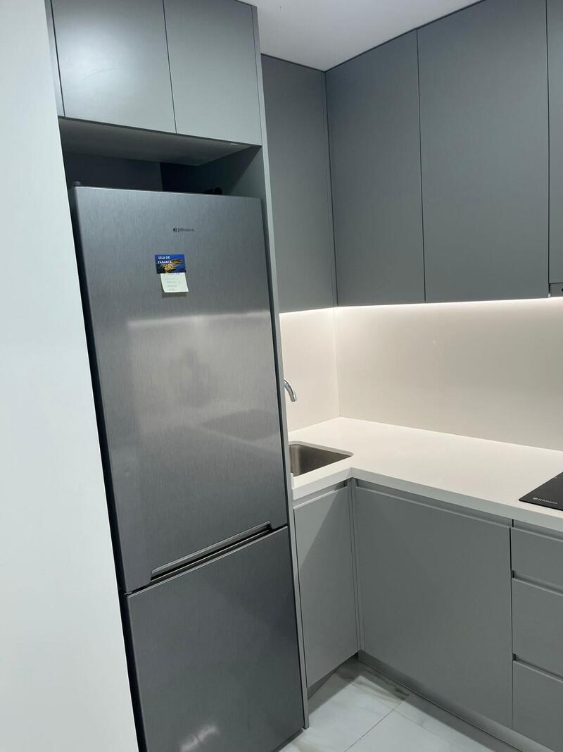 1 slaapkamer Appartement Te koop 1 slaapkamer Appartement Te koop