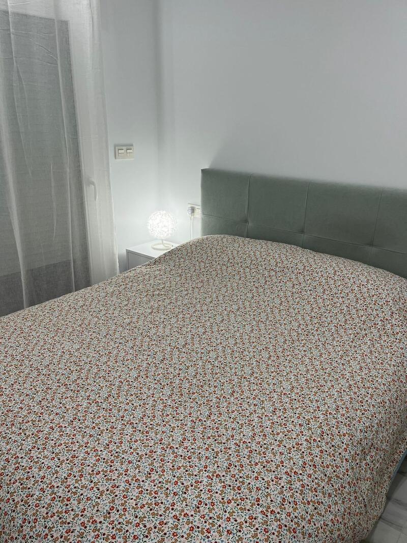 1 slaapkamer Appartement Te koop 1 slaapkamer Appartement Te koop