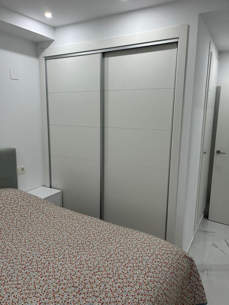 1 slaapkamer Appartement Te koop 1 slaapkamer Appartement Te koop