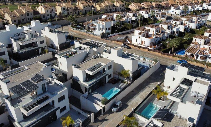 3 soverom Villa til salgs 3 soverom Villa til salgs