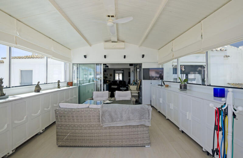 3 bedroom Apartment for sale 3 bedroom Apartment for sale