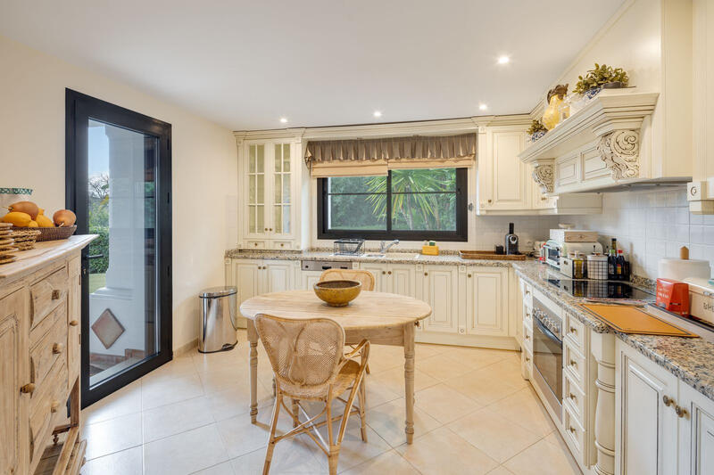 4 bedroom Villa for sale