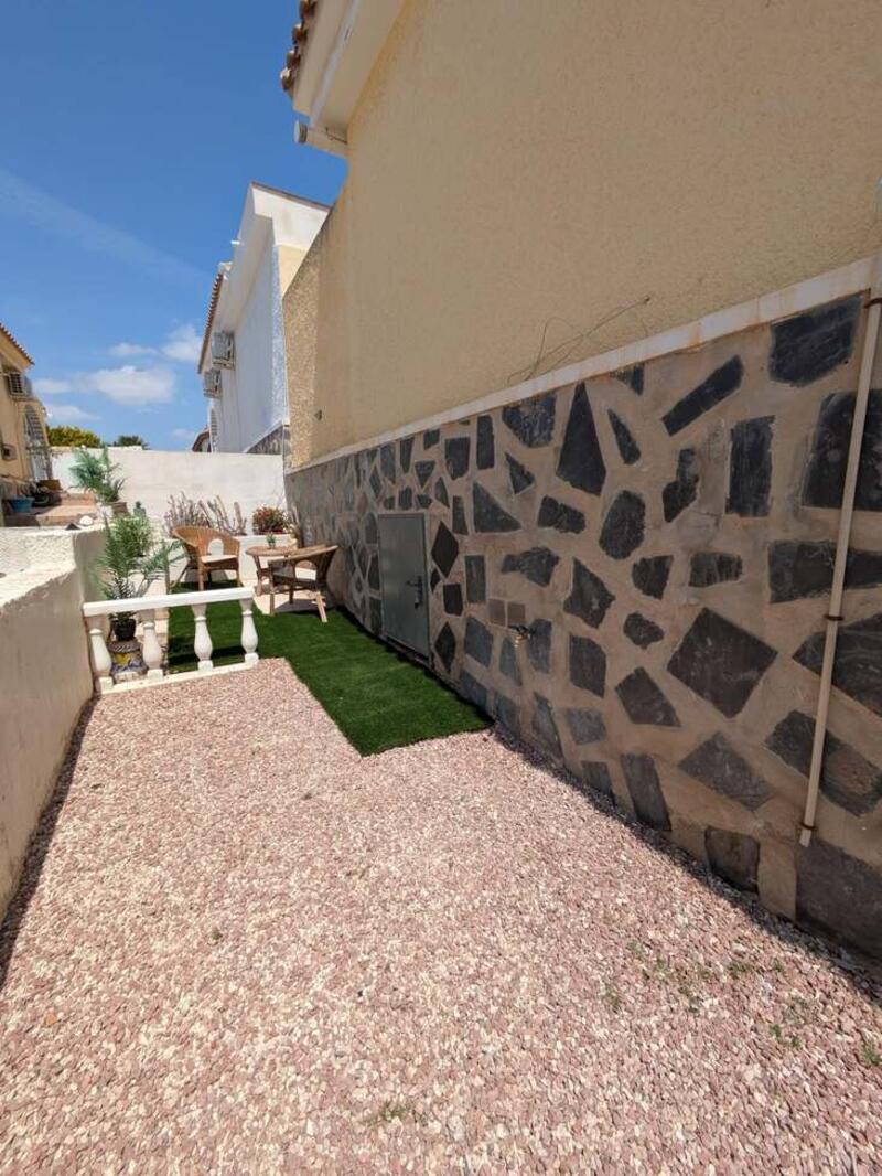 2 bedroom Country House for sale 2 bedroom Country House for sale