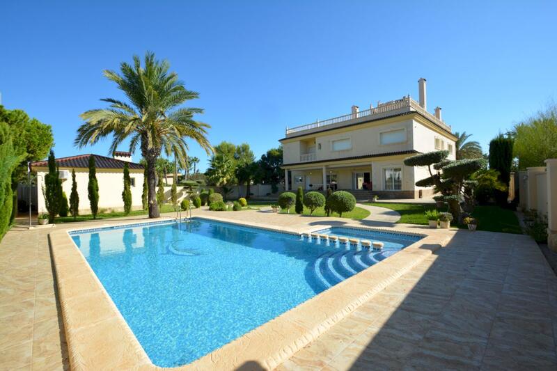 9 bedroom Villa for sale 9 bedroom Villa for sale