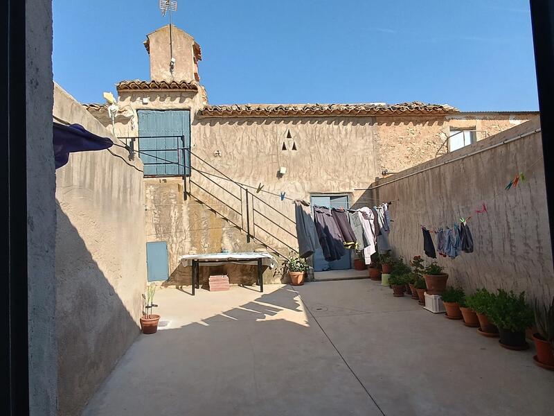 3 chambre Auberge à vendre